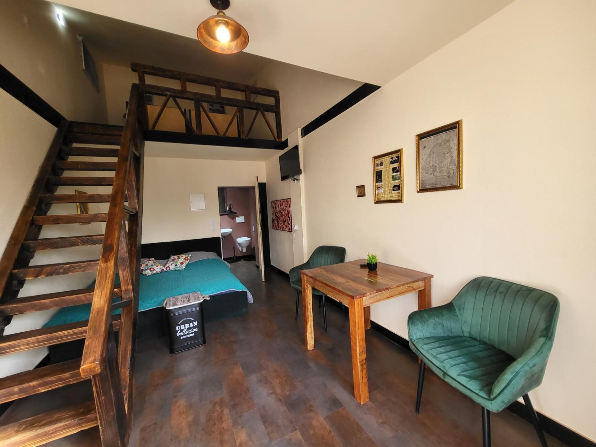 Hotel & Ferienpark Fleether Muehle Миров Екстериор снимка